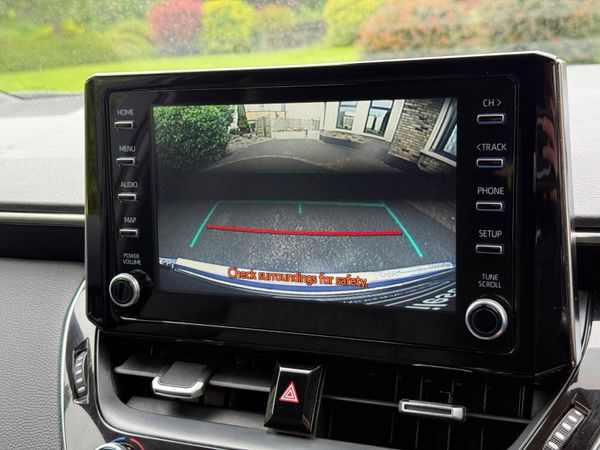*Irish Car* 201 Toyota Corolla Hybrid! 359266508
