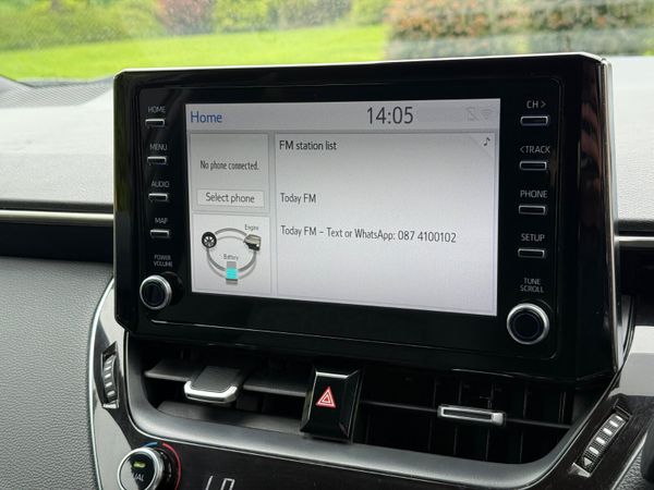 *Irish Car* 201 Toyota Corolla Hybrid! 359266502