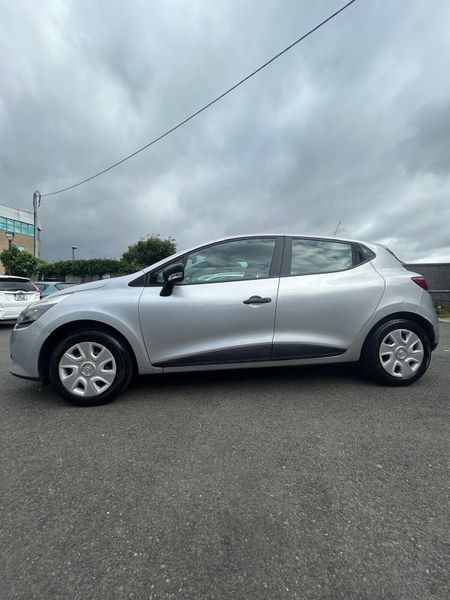 Renault Clio 2015 359279664