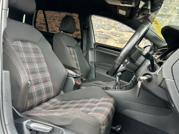 VW Golf GTI  2014 Manual 359367388