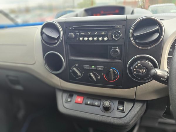 CITROEN BERLINGO // MULTISPACE WHEELCHAIR // AUTO 359376217