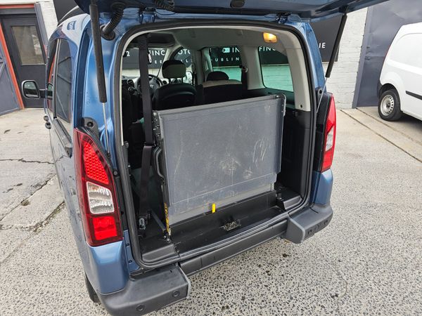 CITROEN BERLINGO // MULTISPACE WHEELCHAIR // AUTO 359376233