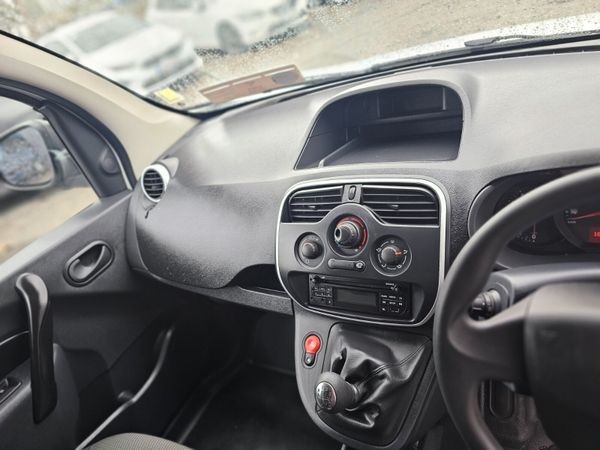 RENAULT KANGOO  // 06/26 DOE // SLAMLOCKS 359378634