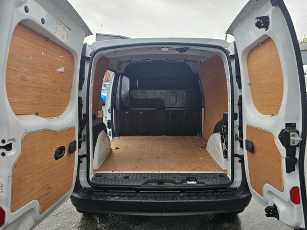 RENAULT KANGOO  // 06/26 DOE // SLAMLOCKS 359378636
