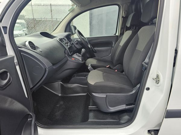 RENAULT KANGOO  // 06/26 DOE // SLAMLOCKS 359378637