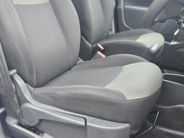 RENAULT KANGOO  // 06/26 DOE // SLAMLOCKS 359378642