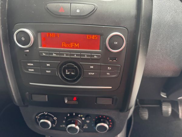 182 DACIA DUSTER   LOW MILAGE ! 359387914