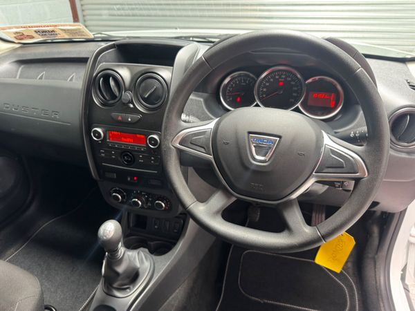 182 DACIA DUSTER   LOW MILAGE ! 359387931