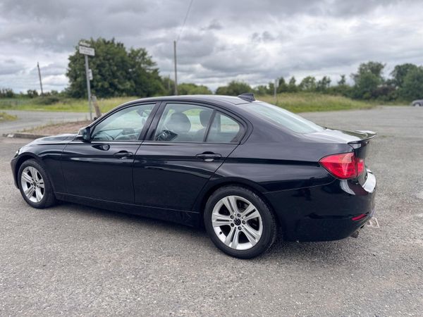 BMW 3-Series 2014 359389383
