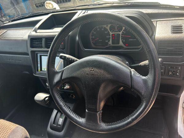 2005 MITSUBISHI PAJERO MINI LOW KMS PETROL AUTO 359383048