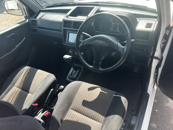 2005 MITSUBISHI PAJERO MINI LOW KMS PETROL AUTO 359383040
