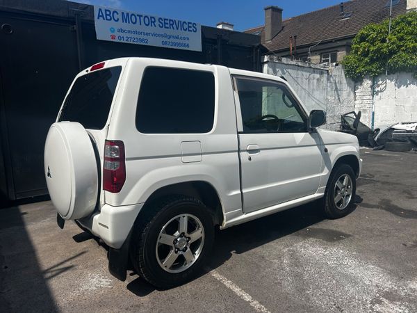 2005 MITSUBISHI PAJERO MINI LOW KMS PETROL AUTO 359383052