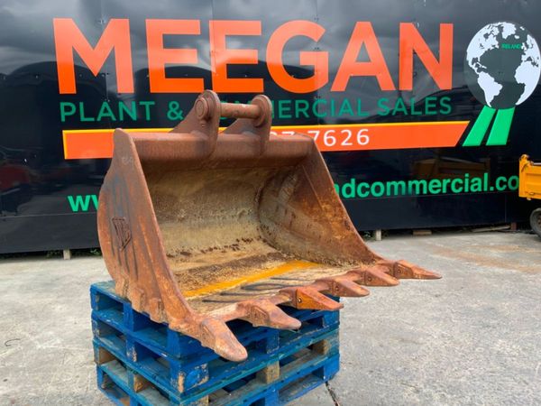 48" JCB DIGGING BUCKET.....80mm PINS.......1191t. 359390605