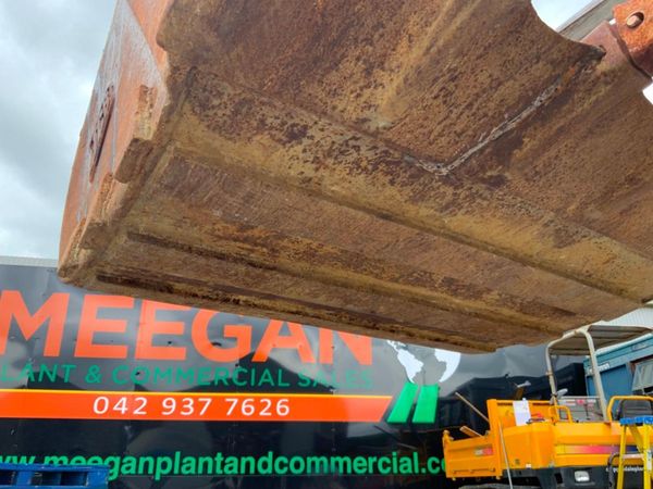 48" JCB DIGGING BUCKET.....80mm PINS.......1191t. 359390608