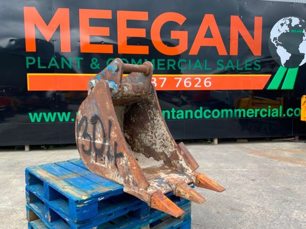24" KEEN DIGGING BUCKET...65mm PINS........1304t. 359390656