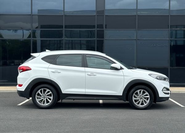 Hyundai Tucson *High spec *LowKMS 359436899