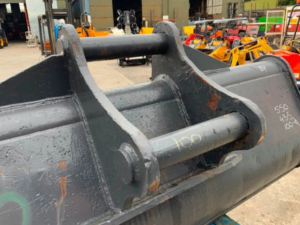 84 GRADING BUCKET100mm PINS 359470625
