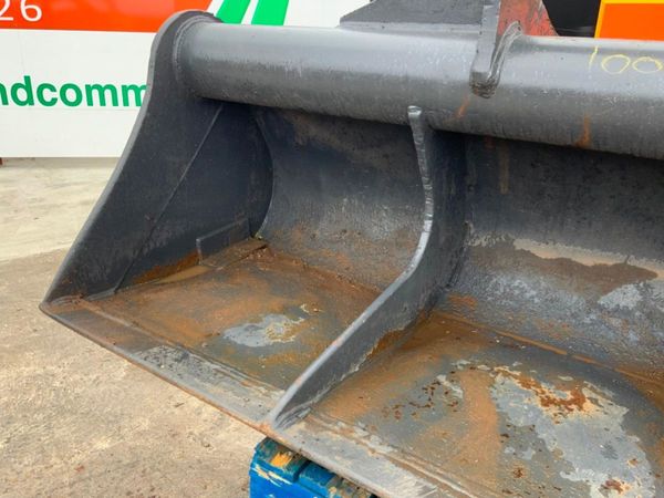 84"  BMC GRADING BUCKET......100mm PINS......1518 359470989