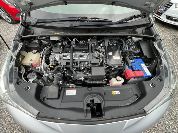 Toyota Prius 2018 (Low kms) 359487388