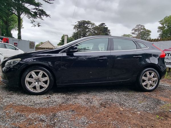 2013 Volvo V40 Automatic 359496851