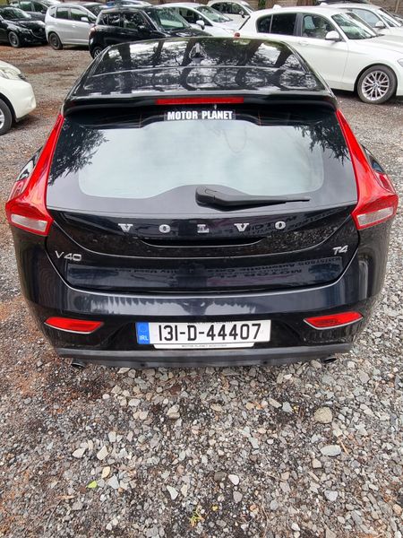 2013 Volvo V40 Automatic 359496933