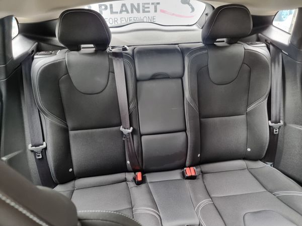 2013 Volvo V40 Automatic 359498488