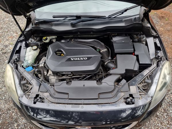 2013 Volvo V40 Automatic 359498719