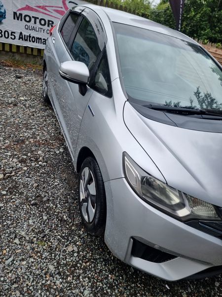 2014 Honda Fit/Jazz 1.5 Hybrid Automatic 359491092