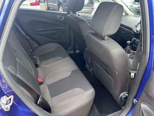 Ford fiesta titanium 359506537