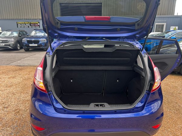 Ford fiesta titanium 359506538