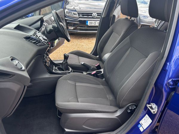 Ford fiesta titanium 359506540