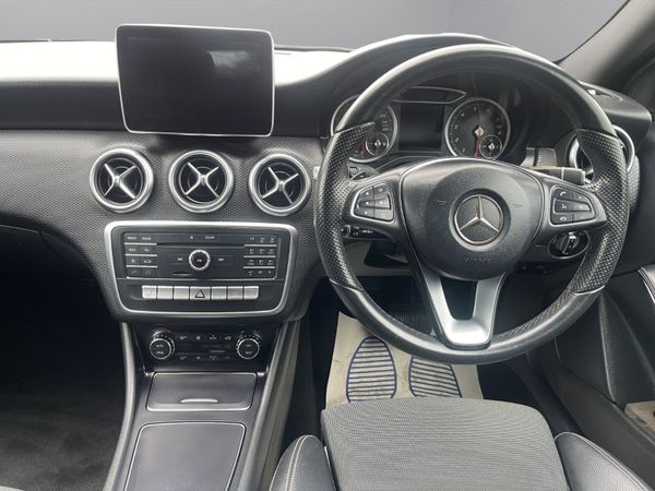 2017 MERC A180 (S117) 359511075