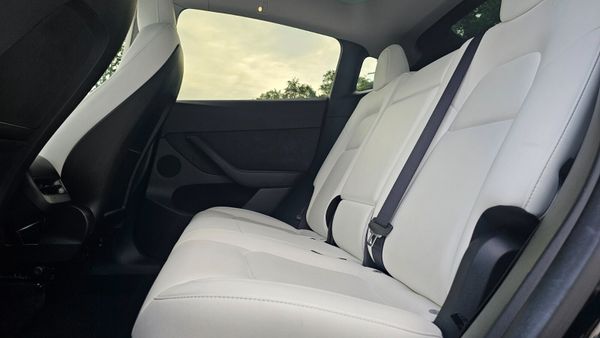 🔥 2022 Tesla Model Y Long Range AWD + Acc Boost 359561511
