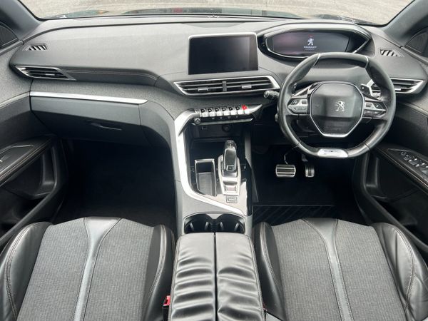 2018 (182) Peugeot 5008 GT Line 1.5 BlueHDI - Auto 359594214