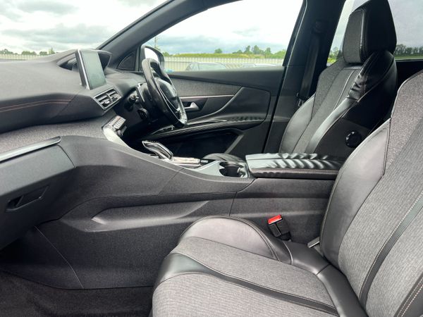 2018 (182) Peugeot 5008 GT Line 1.5 BlueHDI - Auto 359594216