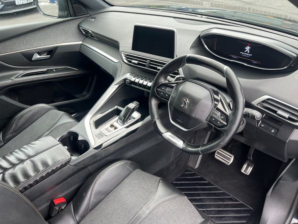 2018 (182) Peugeot 5008 GT Line 1.5 BlueHDI - Auto 359594210