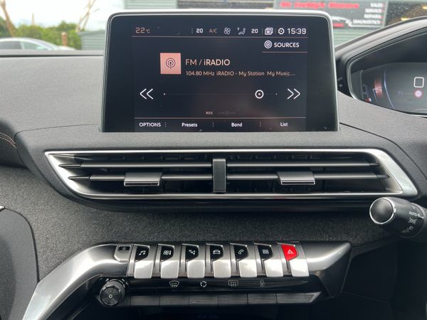 2018 (182) Peugeot 5008 GT Line 1.5 BlueHDI - Auto 359594226