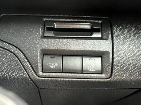 2018 (182) Peugeot 5008 GT Line 1.5 BlueHDI - Auto 359594221