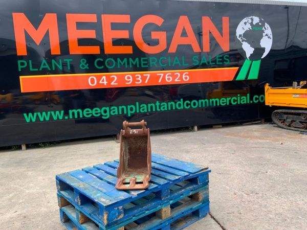 12" MINI DIGGER BUCKET......35mm PINS......231w. 359594297