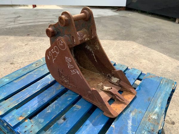 12" RHINOX MINI DIGGER BUCKET.....35mm PINS....23 359591703