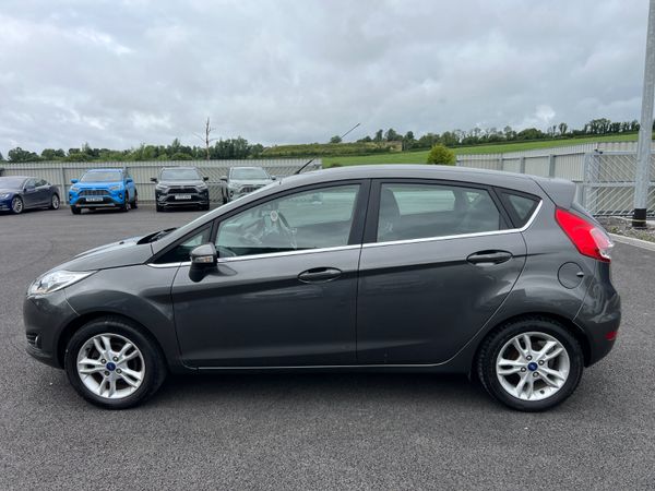 IRISH REG- 2016 Ford Fiesta Zetec 1.25 Petrol 359593063