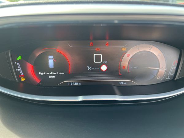 2018 Peugeot 5008 GT Line 1.6 BlueHDI 359593177