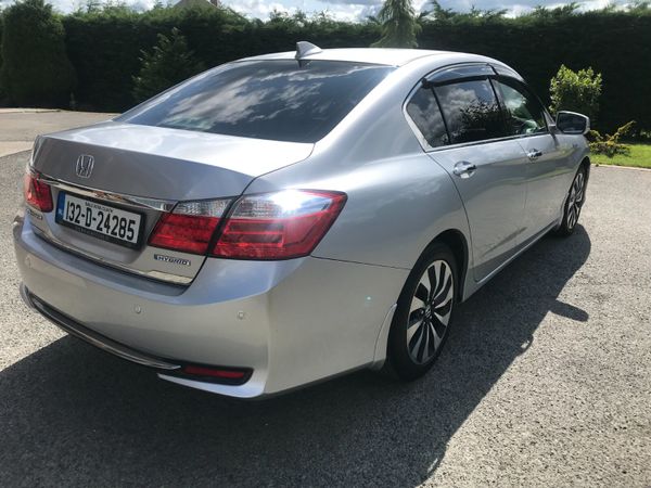 132 Honda Accord Self Charging Hybrid.. 359605569