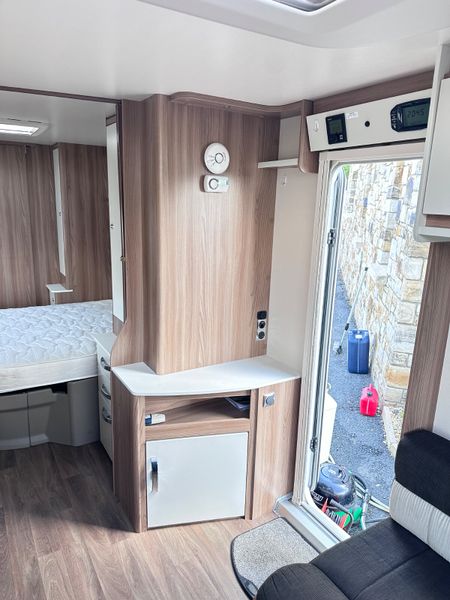 ✨STUNNING 2018 SWIFT CELEBRATE 4 BERTH ISLAND BED✨ 359606950