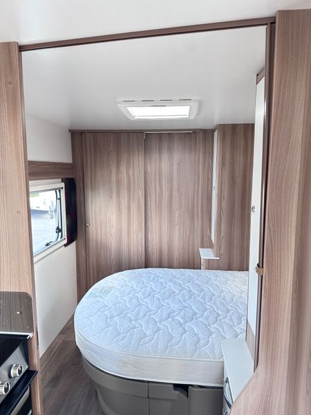 ✨STUNNING 2018 SWIFT CELEBRATE 4 BERTH ISLAND BED✨ 359606960