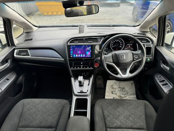 HONDA SHUTTLE 2018 TOPSPECS WITH CRUISE CONTROL 359609426
