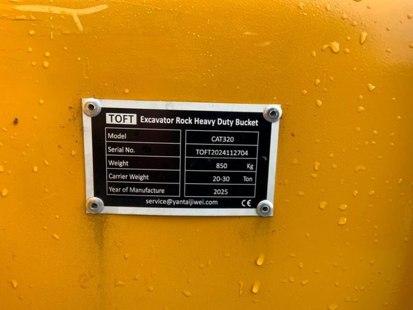 UNUSED 48" DIGGING BUCKET......80mm pins.....1973. 359618255