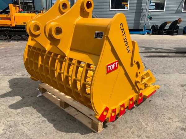 60" SKELETAL / RIDDLE BUCKET....80mm PINS....1972. 359610735