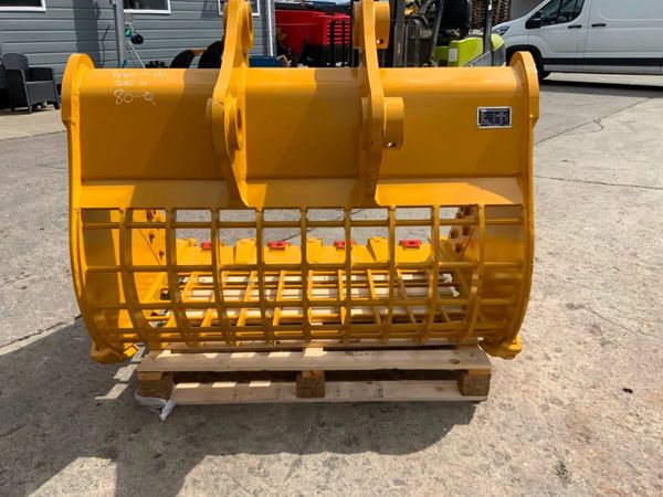 60" SKELETAL / RIDDLE BUCKET....80mm PINS....1972. 359610736