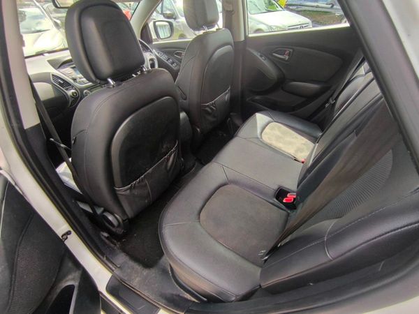 Hyundai ix35 1.7 Diesel Executive 2WD 115hp 359624448